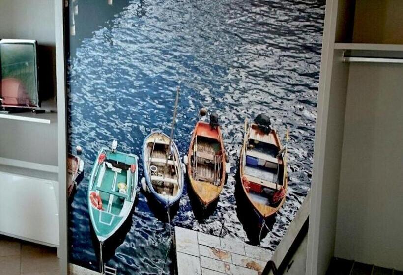 2 Bedrooms Apartment Lake View, Relais Rosa Dei Venti Ciao Vacanze