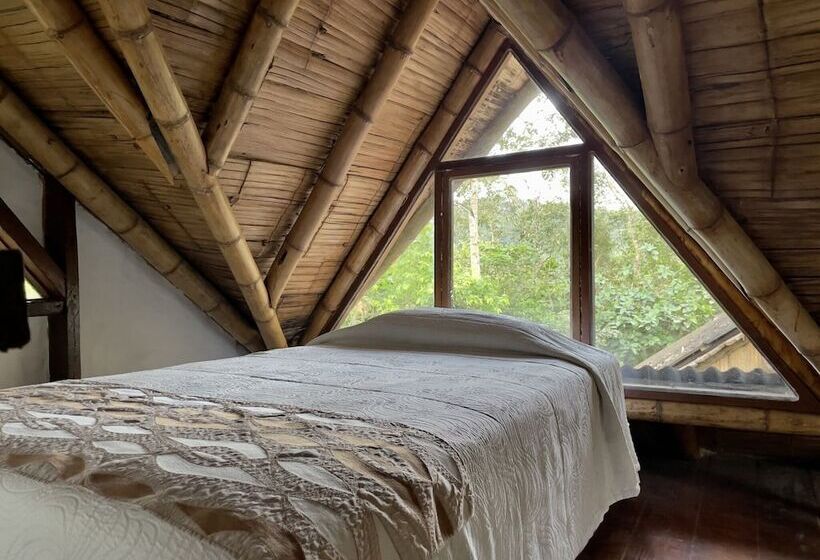 Номер Стандарт Трехместный, Samai Lodge Holistic Living