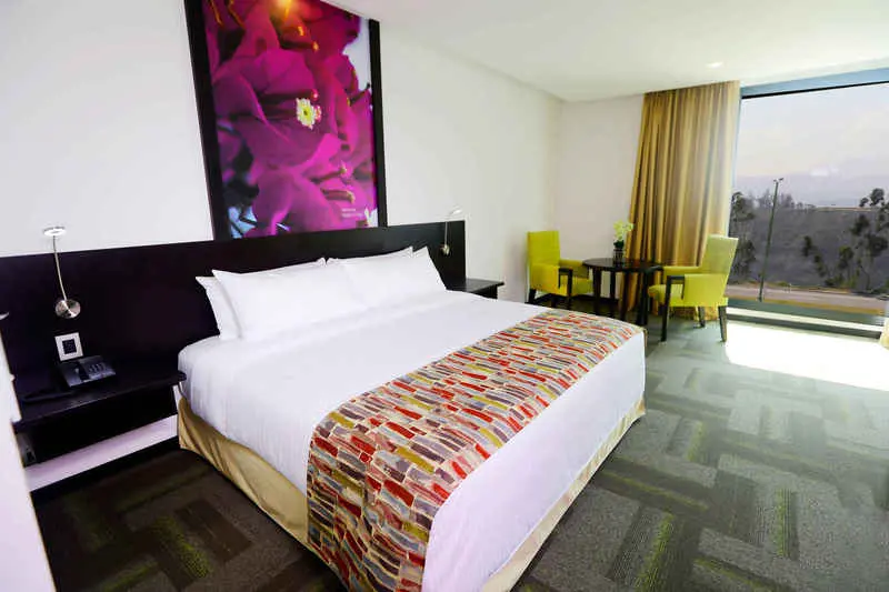 Deluxe-huone King-vuode, Wyndham Quito Airport