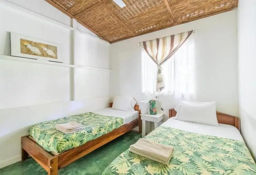 اتاق استاندارد با سرویس بهداشتی مشترک, Bajo El Arbol B&b