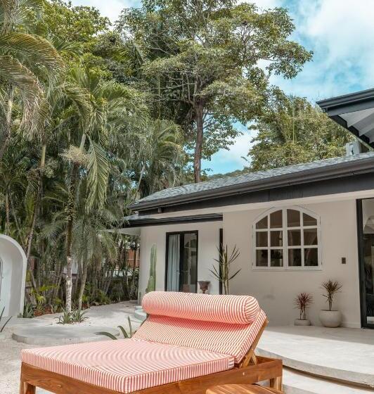 ویلای 1 خوابه, Banana Beach Bungalows