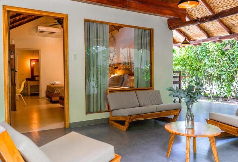 Бунгало Deluxe, Banana Beach Bungalows