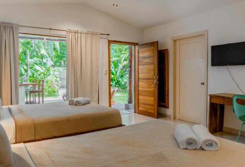 ویلای استاندارد با چشمانداز باغ, Banana Beach Bungalows