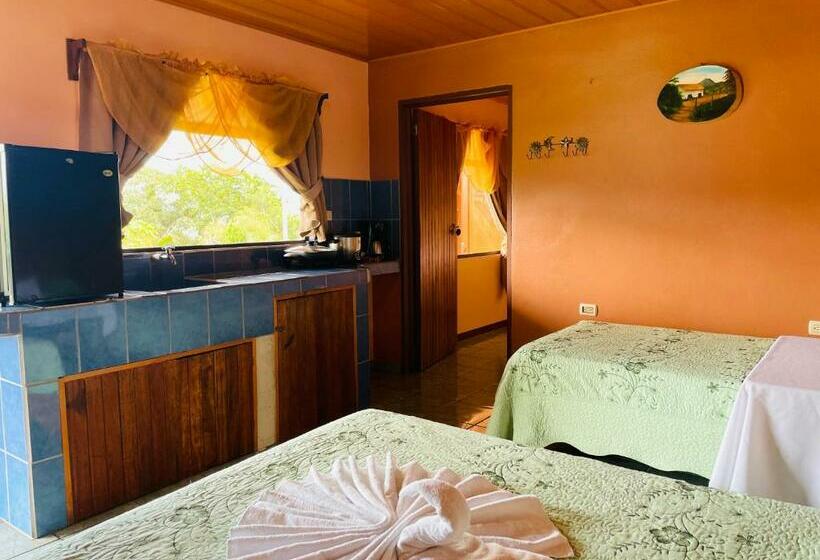 패밀리 룸, Los Tucanes Lodging