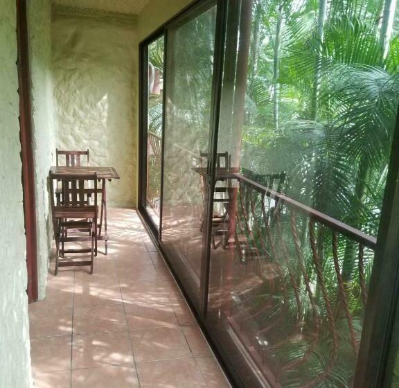 四人标准间, Coyaba Tropical Elegant Adult Guesthouse