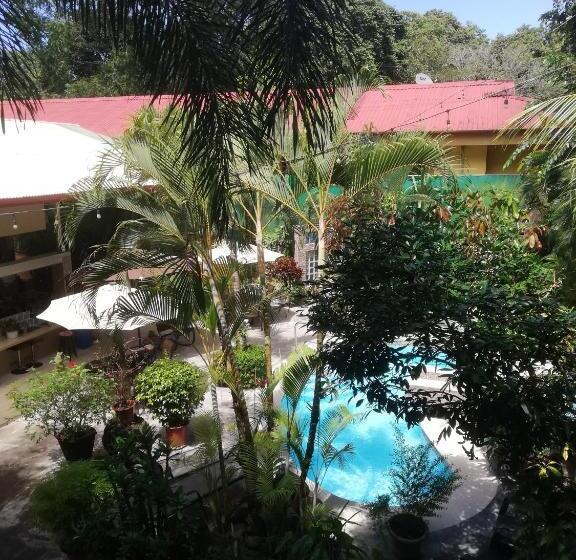 Номер Стандарт с Балконом, Coyaba Tropical Elegant Adult Guesthouse