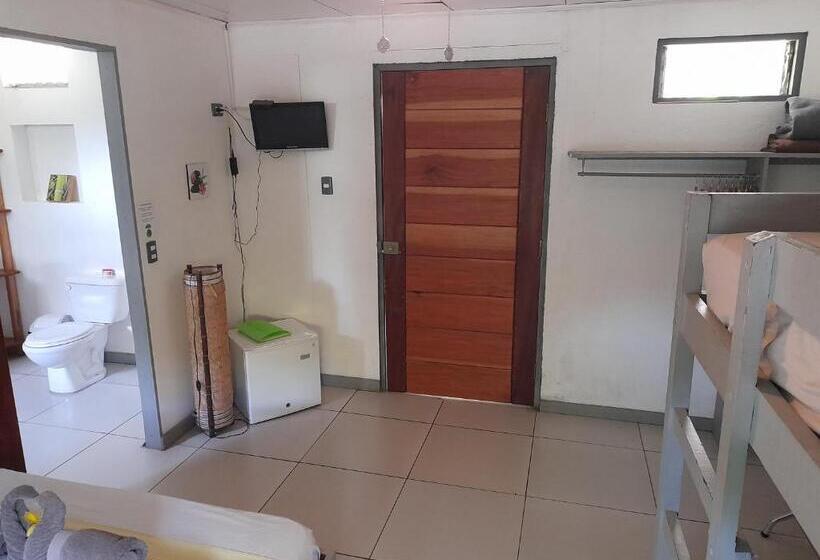 اتاق لوکس خانوادگی, El Colibri Rojo Cabinas Le Colibri Rouge