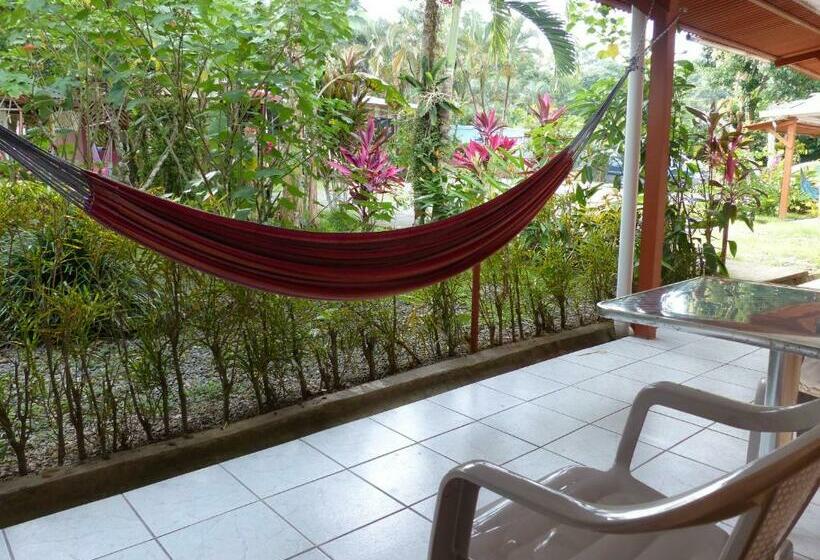 اتاق استاندارد چهار تخته, El Colibri Rojo Cabinas Le Colibri Rouge