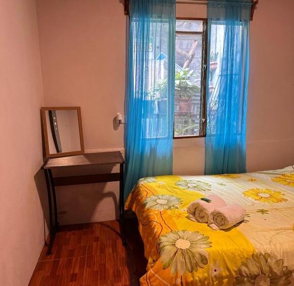Quarto Estandar Banheiro Compartilhado, Los Tucanes Lodging
