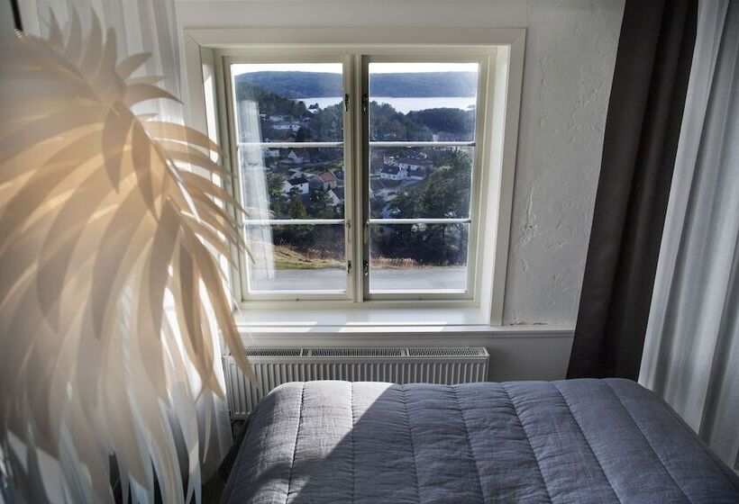 Полулюкс, Fredriksten Hotell