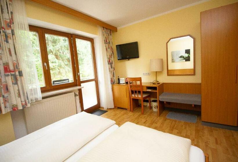 Номер Стандарт, Am Wald