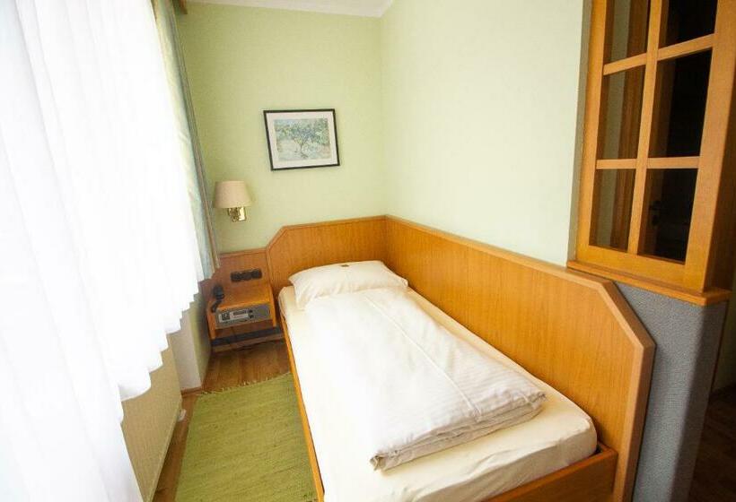 Номер Стандарт Индивидуальный, Am Wald