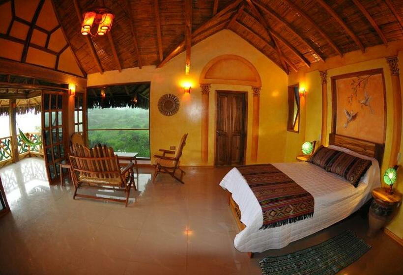 جناح ديلوكس, Azuluna Ecolodge
