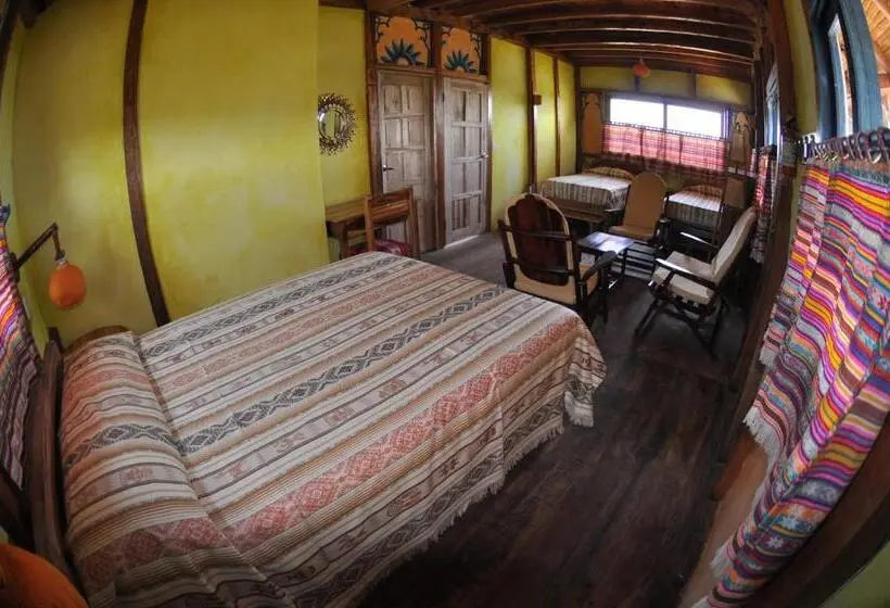 Superior Kolmen Hengen Huone, Azuluna Ecolodge
