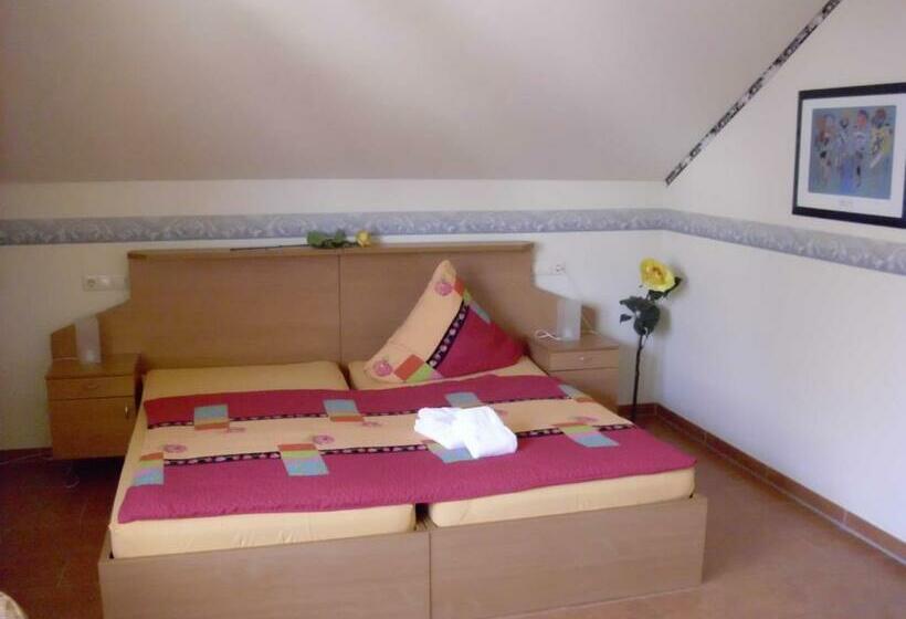 スタンダードシングルルーム, Bueraner Hof