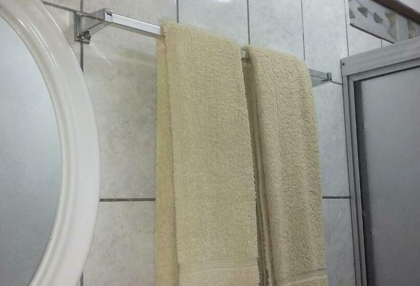 اتاق اکونومی, Cabinas Smith 2