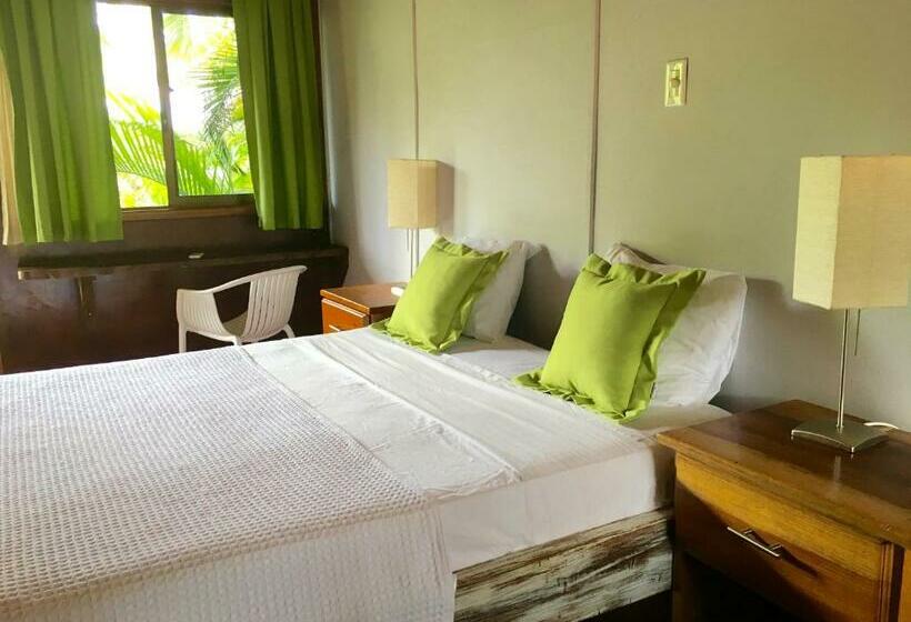 标准间, El Reinas By Sugar S Monkey