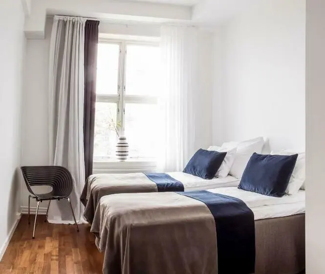 Perhehuone, Fredriksten Hotell