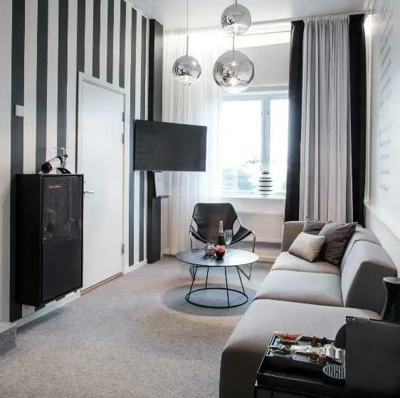 Juniorsviitti, Fredriksten Hotell
