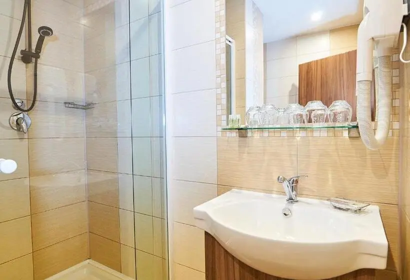 浴室共有ファミリールーム, Wellness Hotel Kocanda
