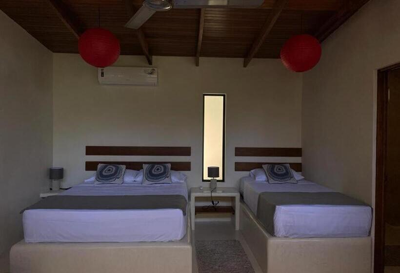 豪华三人间, Luz De Luna