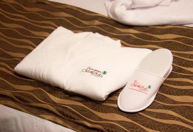 سوییت لوکس, Samiria Jungle