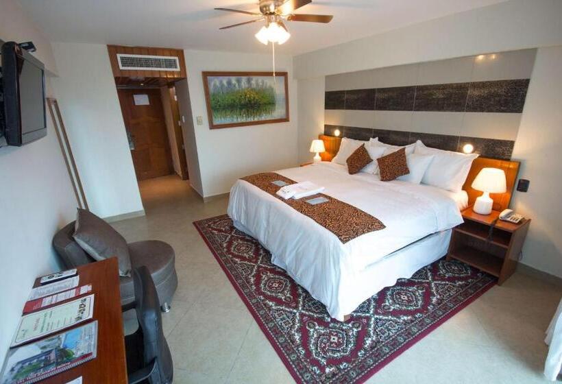 اتاق سوپریور, Samiria Jungle