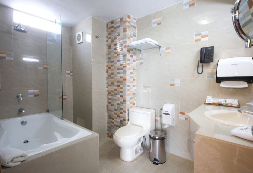 اتاق سوپریور, Samiria Jungle