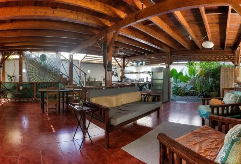 Talo 2 Makuuhuonetta, Sueño Grande B&b