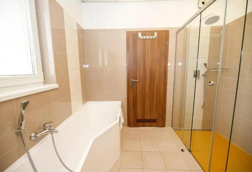 デラックスルーム, Wellness Hotel Kocanda