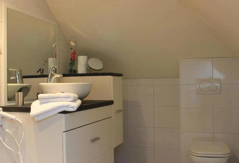 Perhehuone, B&b Don Genaro