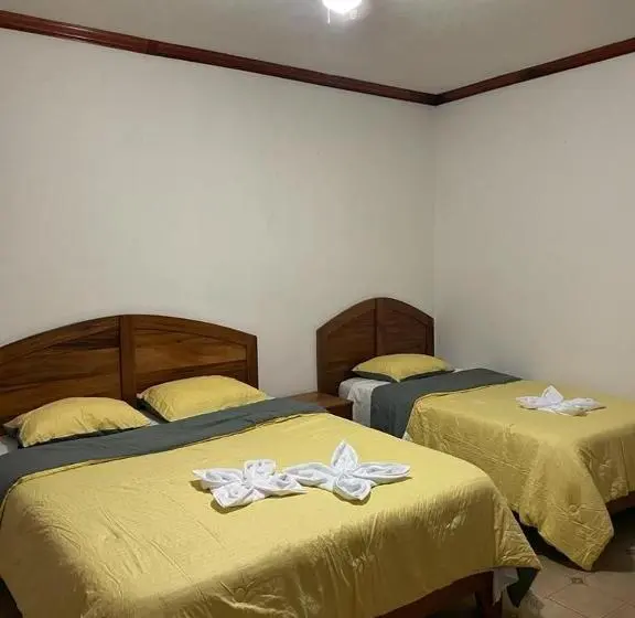 اتاق استاندارد سه نفره, Boutique Hotel Calle 20