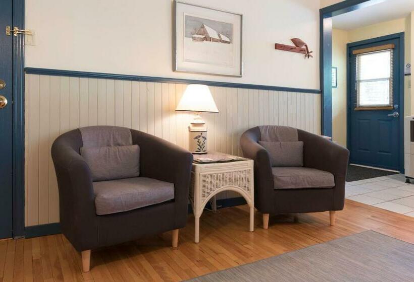 エクゼクティブルーム, Auberge Le Lupin Self Check In