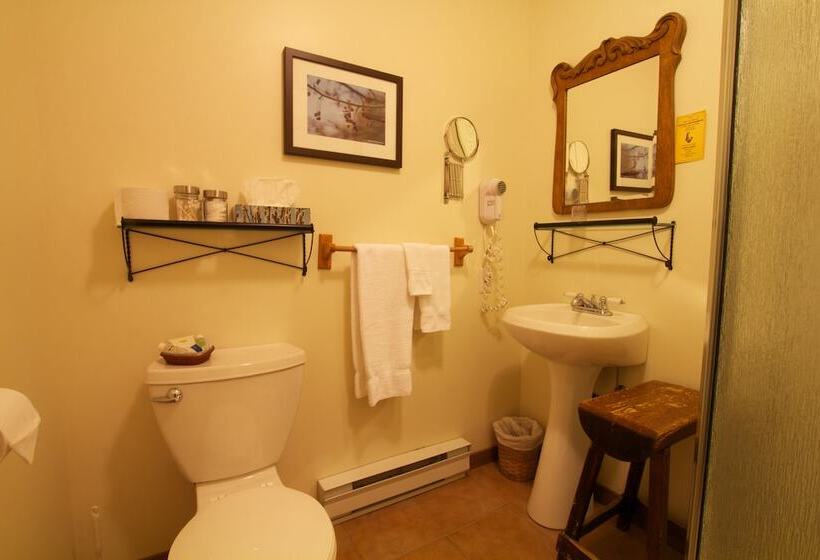 スーペリアールーム, Auberge Le Lupin Self Check In