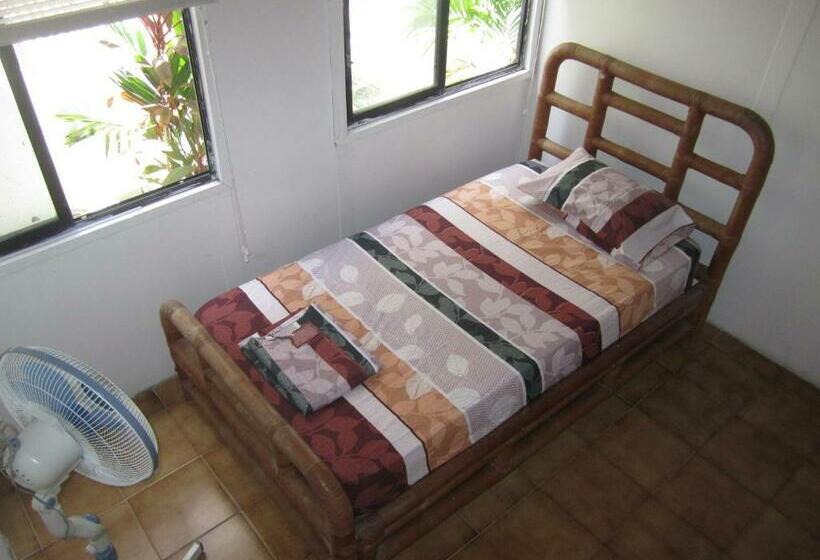 חדר סטנדרד יחיד חדר אמבטיה משותף, Blue Almond Hostel San Andres