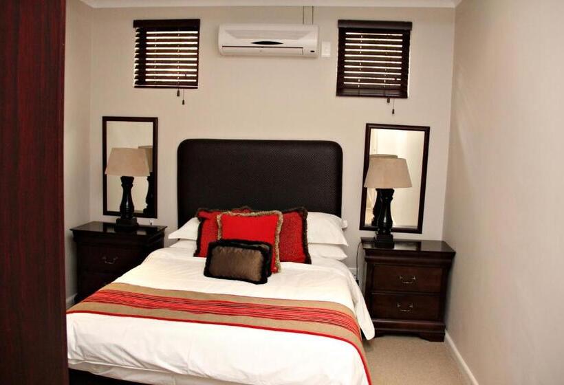 标准间, Browns Manor