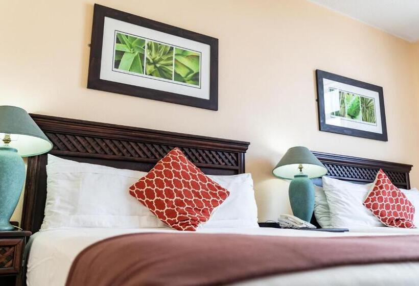 اتاق خانوادگی با چشم‌انداز جانبی دریا, Gooderson Tropicana