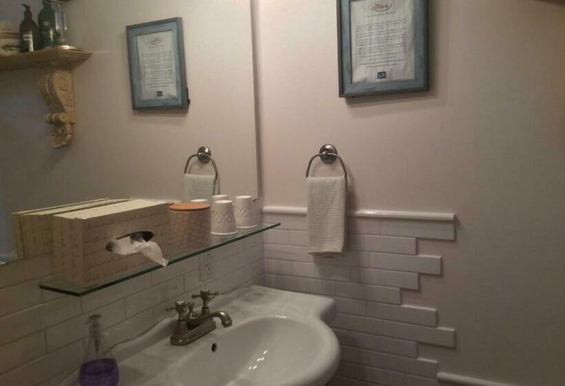 غرفة سوبيريور مطلّة علي الحديقة, île De Garde B&b