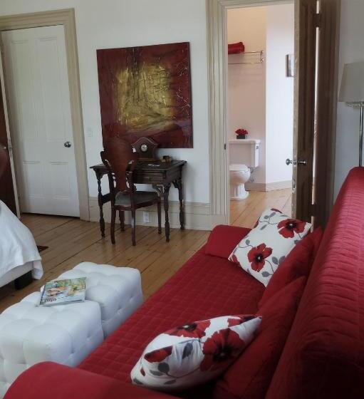 غرفة قياسية مزوَّدة بتراس, île De Garde B&b