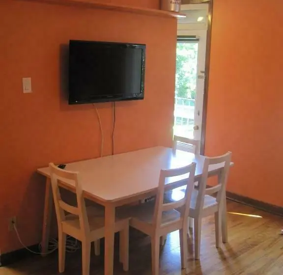 Standard-studio, Ottawa Backpackers Inn