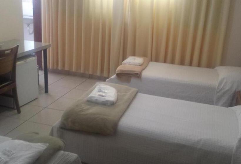 标准三人间, Pousada Sossego Da Pampulha