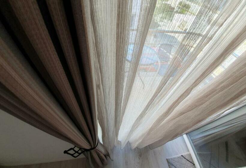 标准间带阳台, Villa Julian