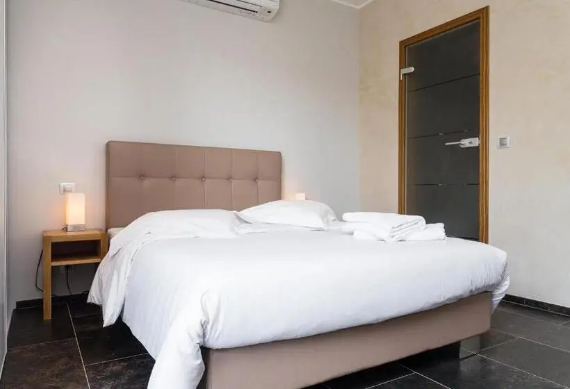 Superior studio with balcony, Villa Velvet