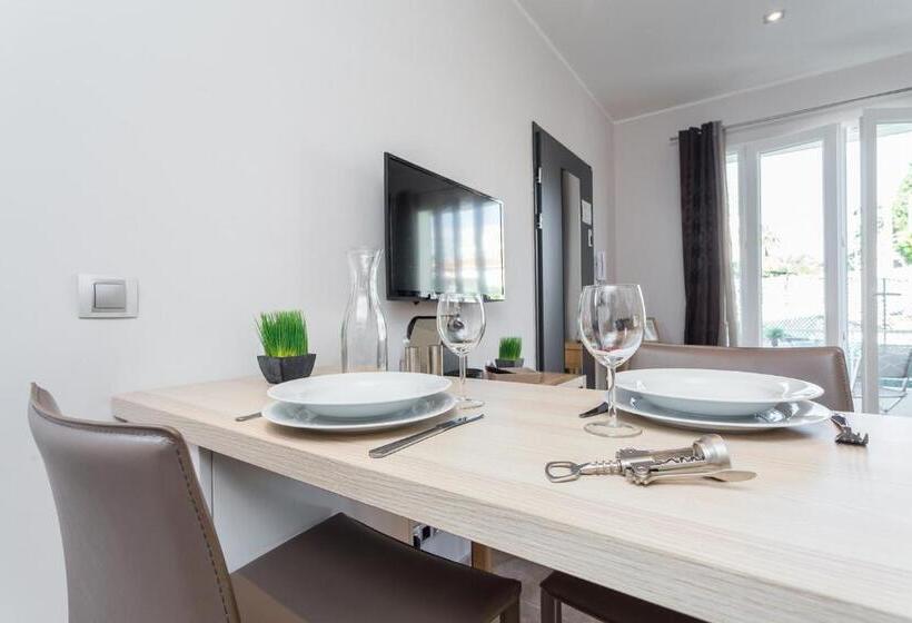 Superior studio with balcony, Villa Velvet