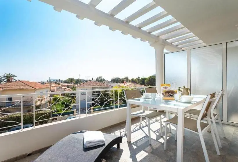 آپارتمان 1 خوابه با تراس, Villa Velvet