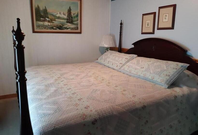 带大床的标准间, Windspire Inn