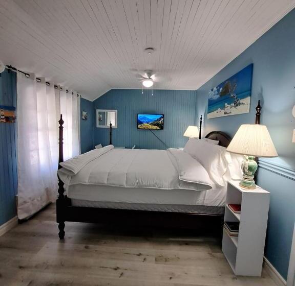 キングサイズベッドのスタンダードルーム, Windspire Inn