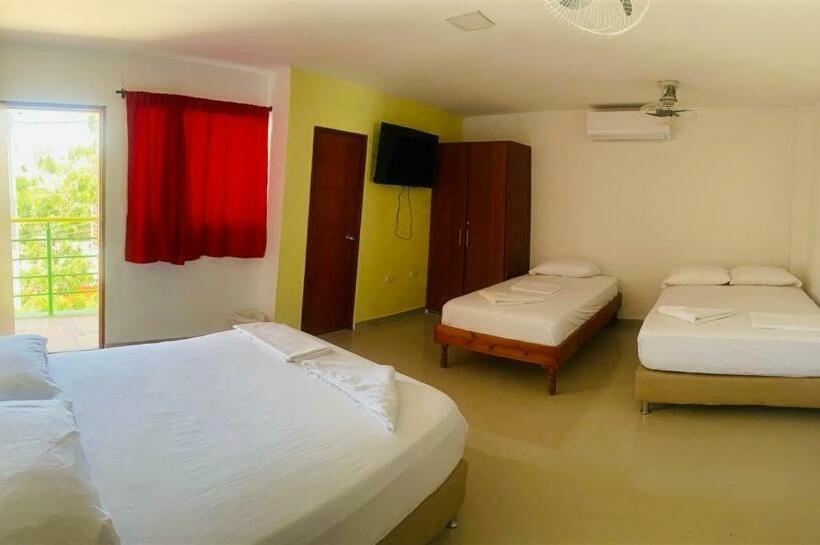 ファミリールーム, Hostel Green Light