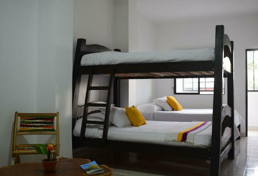 Семейный Номер, Balcones Del Ayer