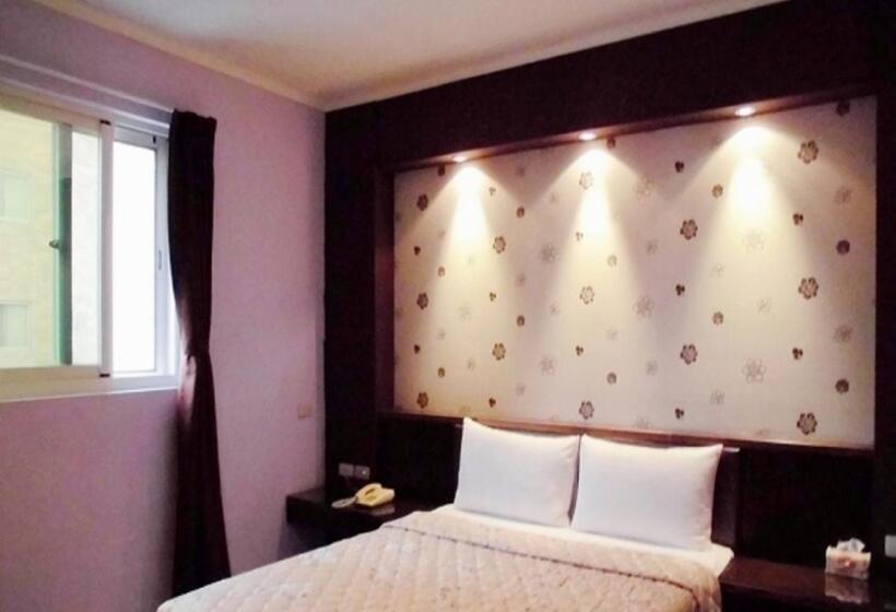 اتاق سوپریور, Baseball